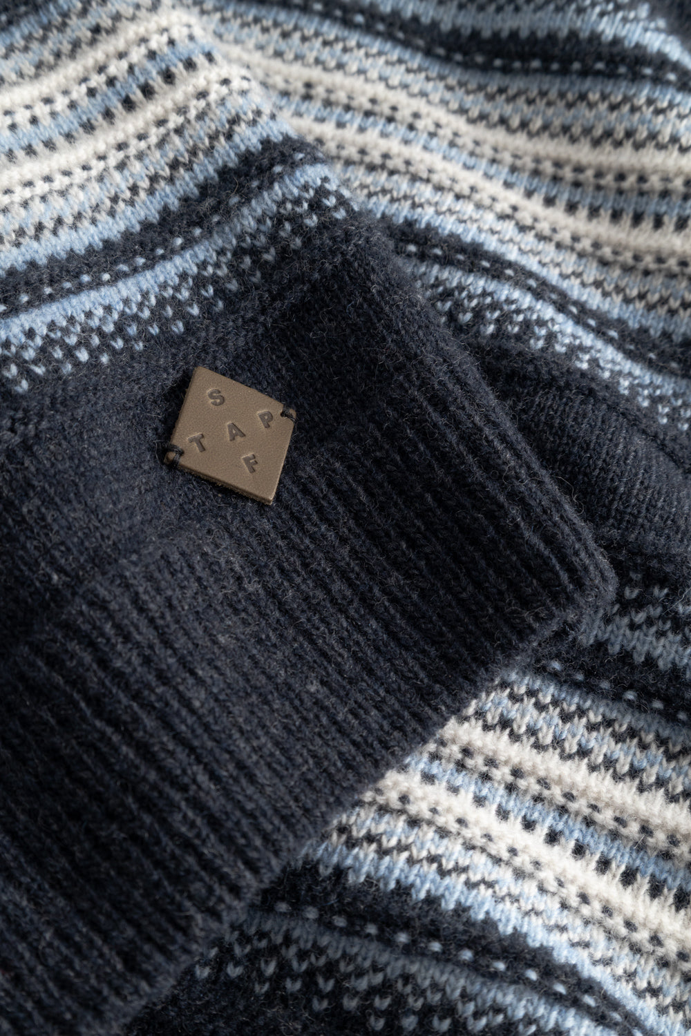 Women's Sweater Nolda